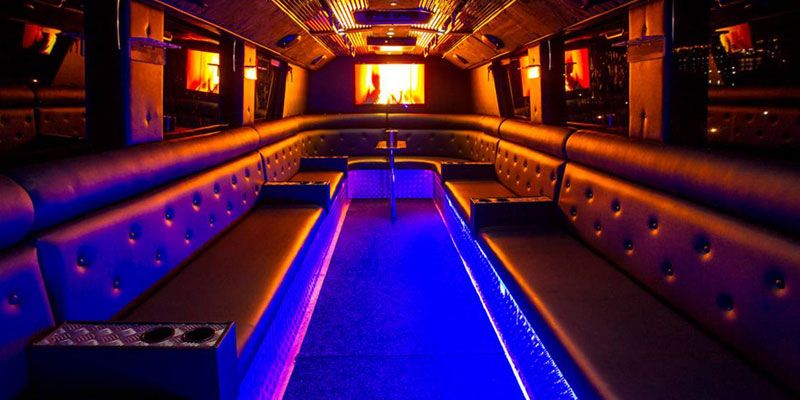 WHAT ARE THE PRIME REASONS FOR HIRING A PARTY BUS